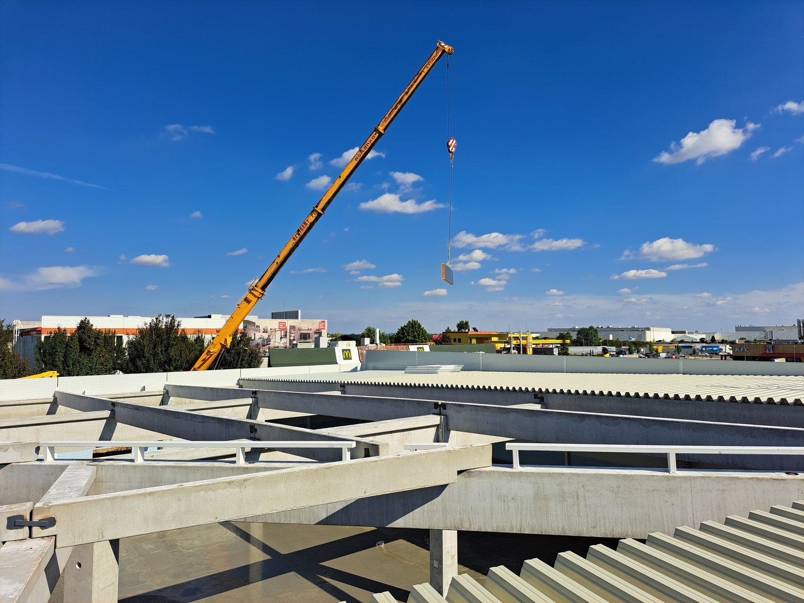 Projekt – Logisticko dodávateľské centrum Trnava Fáza II – Swietelsky-Slovakia spol. s r.o. – 06-09 2022 shot 5