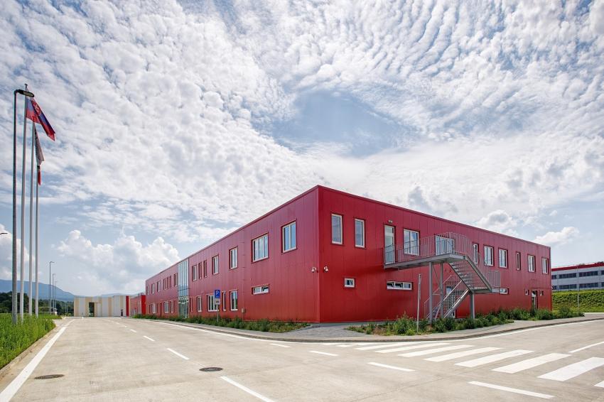 ING STEEL – draka comteq – montáž obvodového opláštenia shot 1